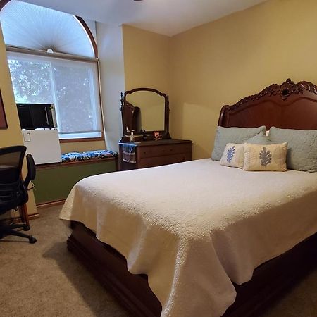Апартаменты Hampton House Clinton Township Экстерьер фото